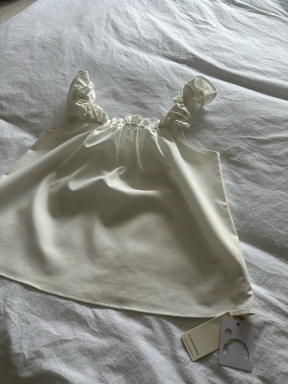 Commense NWT Ruffle-Strap top, size XL - Picture 5 of 11